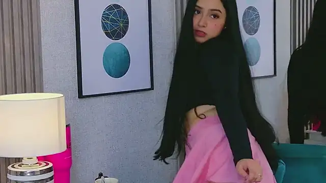 BellaFoox Adlı Modelin Canlı XXX Sohbeti