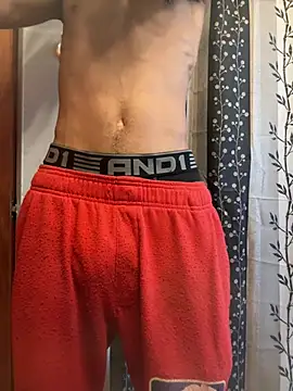 ChicagoMadeThirdLeg Show in webcam