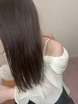 momo_mmn Live chat-huone