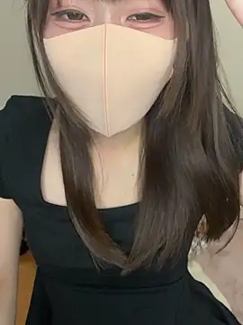 momo_mmのライブチャットルーム
