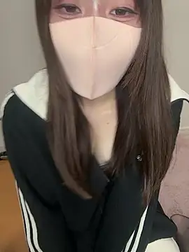 Živá chatovací místnost momo_mm