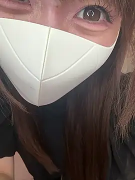 Živý XXX chat momo_mm