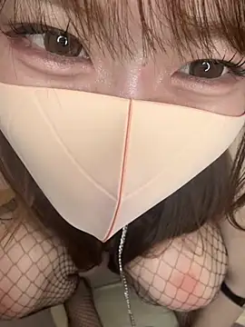 momo_mmのウェブカメラショー