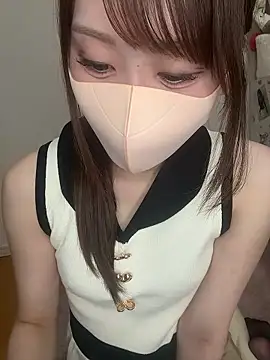 momo_mm Pertunjukan Webcam