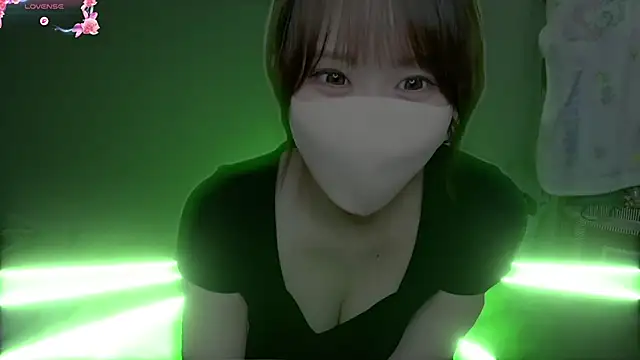 momo_mm 现场XXX聊天