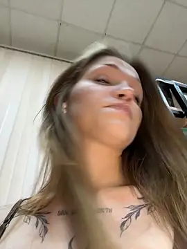 Webkamerová show StreetSquirt