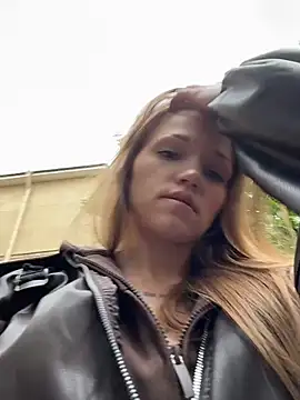 StreetSquirt's Webcam Show