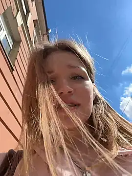 StreetSquirt – webcam-show