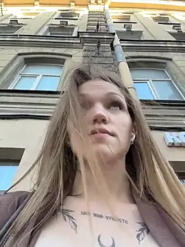 StreetSquirt Шоу с уебкамера