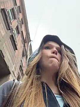 StreetSquirt Webcam Show