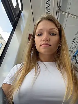 StreetSquirt Webcam Show