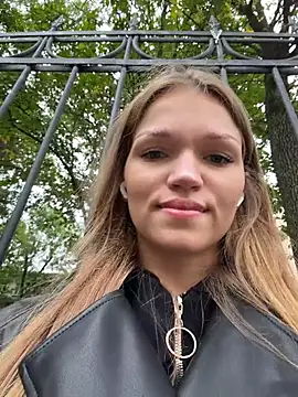 StreetSquirt Show in webcam