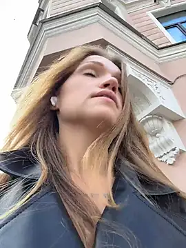 StreetSquirt Шоу с уебкамера