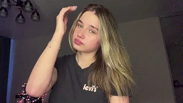 EarthaStinett's Webcam Show