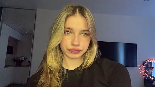 EarthaStinett webcam show