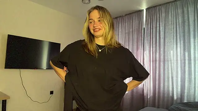 EarthaStinett's Live XXX Chat