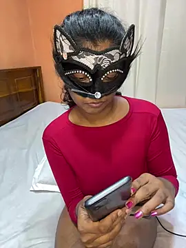 2001girl Adlı Modelin Web Kamerası Şovu