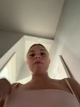 Paige_love webcam show