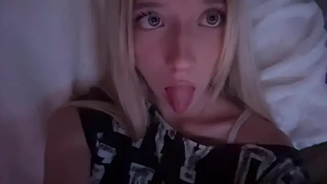 IvyArmbrister webcam show