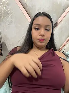 Baby_morena12's Webcam Show