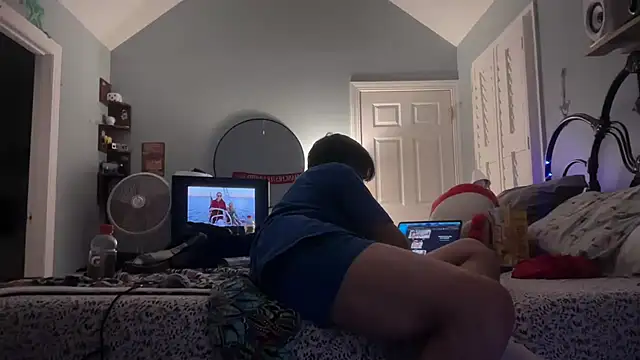 TrndSettr's Webcam Show