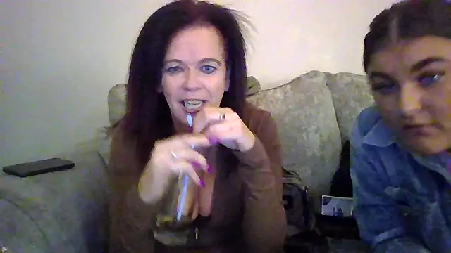 Show webcam de Busty-Belfast-Irish-Girl