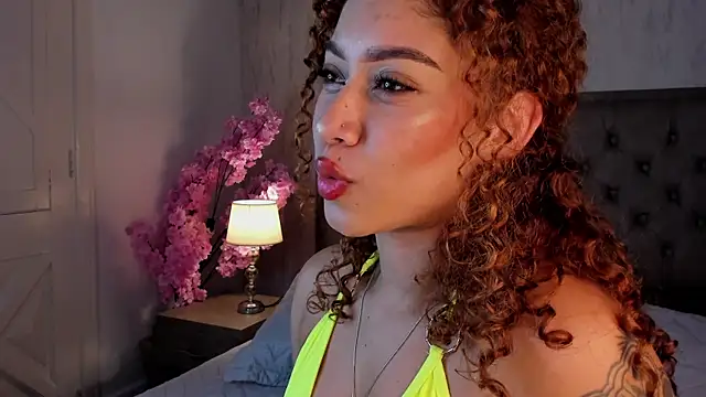 Sienna_brunette's Live XXX Chat