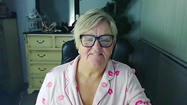 Živá chatovací m ístnost BridgetBlueEyes