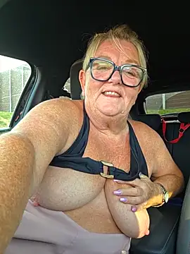Chat XXX en directo de BridgetBlueEyes