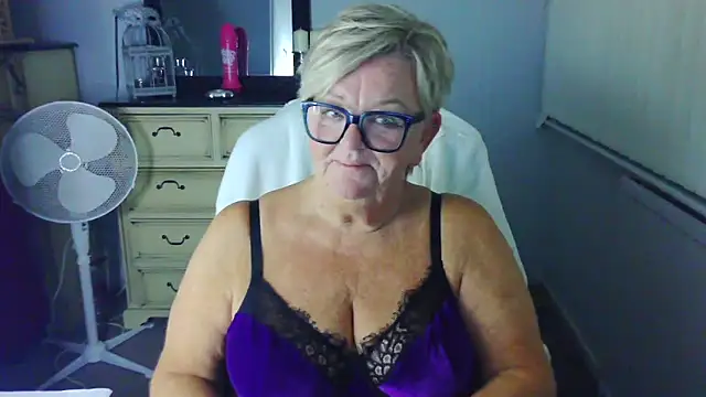 BridgetBlueEyes – Naživo XXX chat