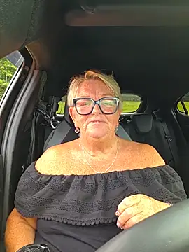 Czat XXX na żywo – BridgetBlueEyes