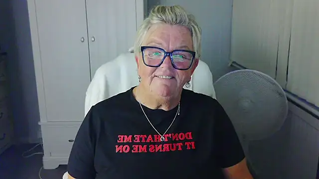 Živý XXX chat BridgetBlueEyes