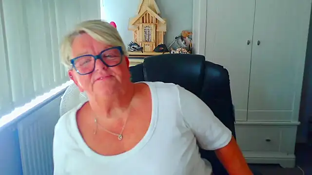 Živý XXX chat BridgetBlueEyes