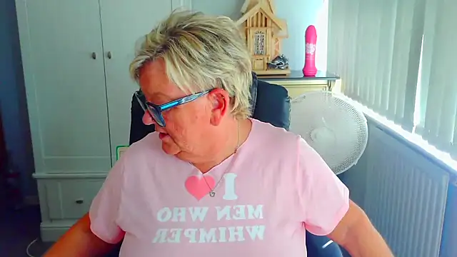 Chat XXX ao vivo de BridgetBlueEyes