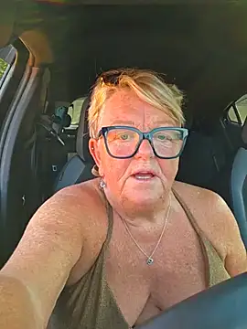 Chat +18 de BridgetBlueEyes ao vivo