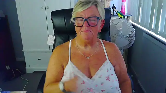 عرض كام BridgetBlueEyes