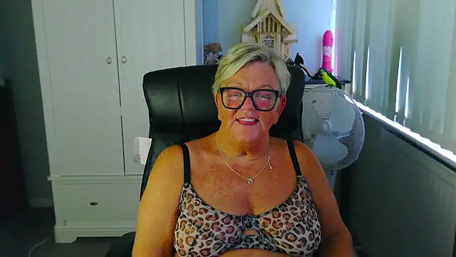 Webkamerová show BridgetBlueEyes