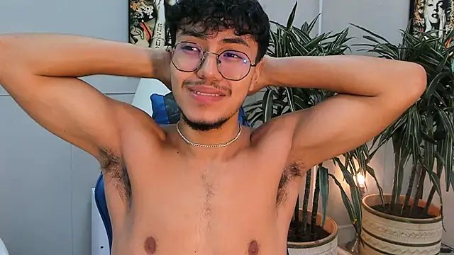 kai_storn – webcam-show