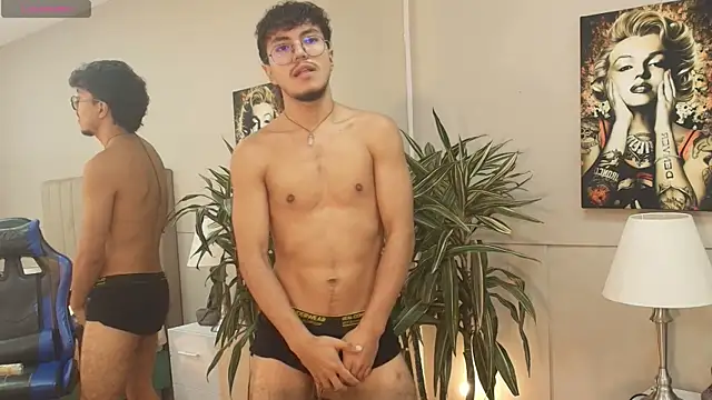Chat XXX en directo de kai_storn