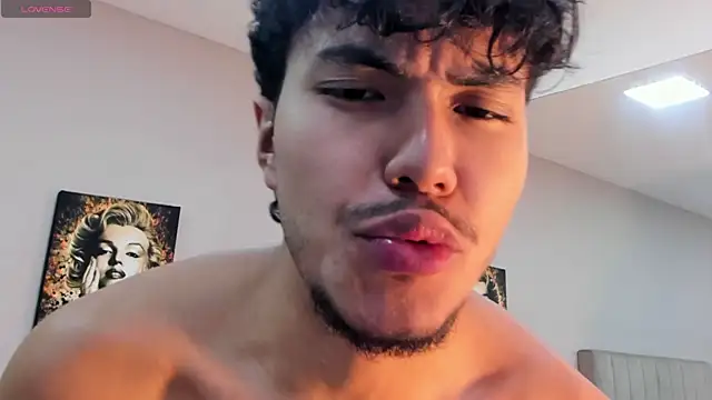kai_storn Adlı Modelin Web Kamerası Şovu