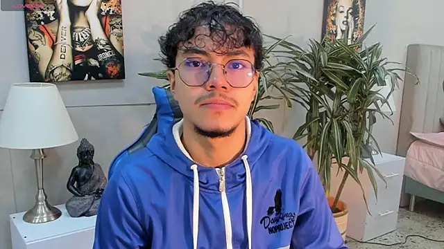 kai_storn's Webcam Show