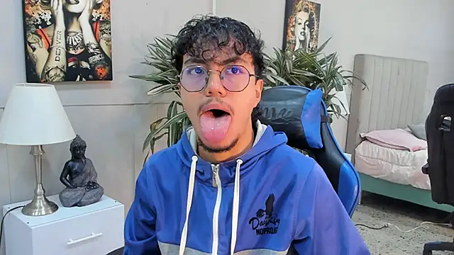 kai_storn's Webcam Show