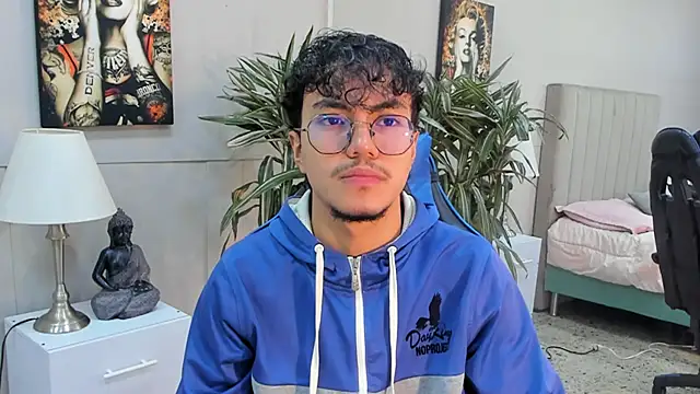 kai_storn's Webcam Show