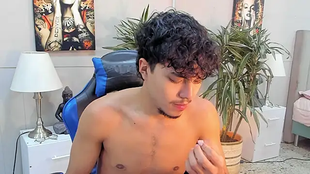 kai_storn's Live XXX Chat