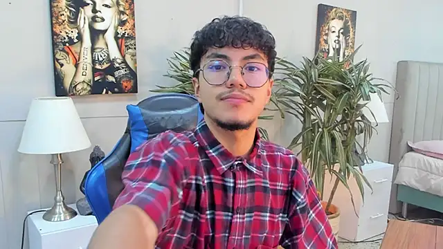 Webkamerová show kai_storn
