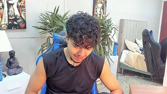 kai_storn Pertunjukan Webcam