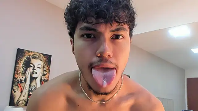kai_storn Show in webcam