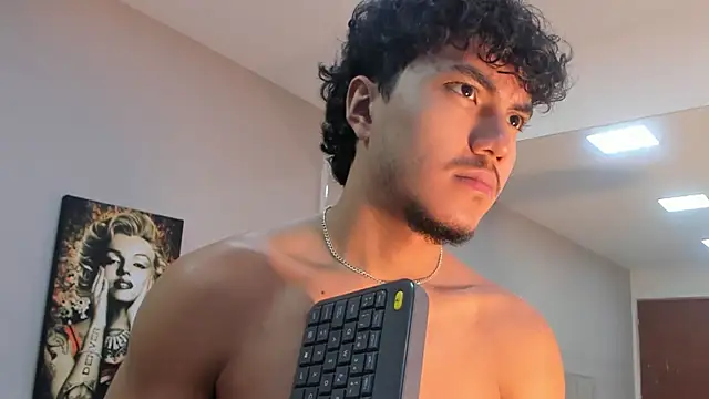 kai_storn Pertunjukan Webcam