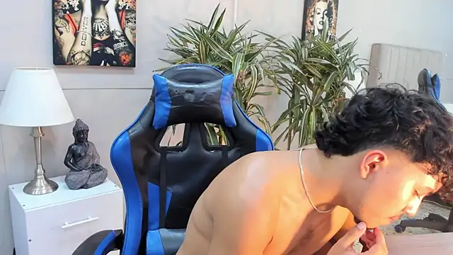 kai_storn's Webcam Show