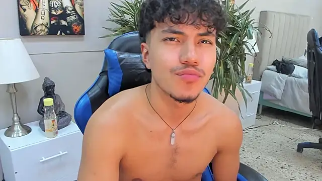 kai_storn's Webcam Show